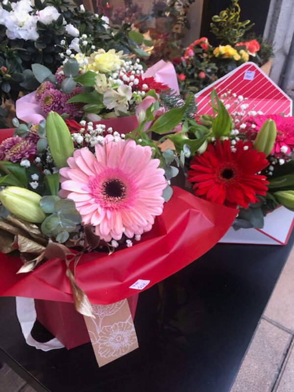 cajas de flores de temporada