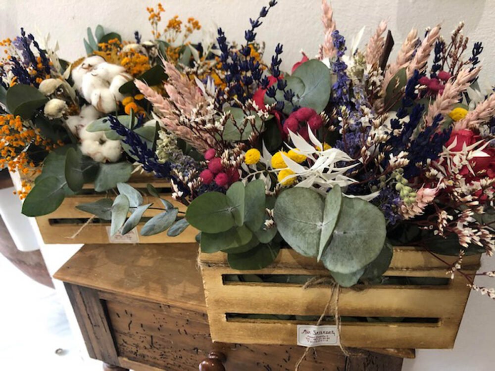 Cajas de madera con flores 3