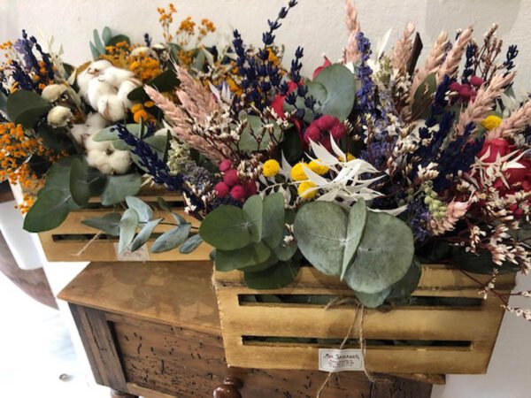 Cajas de madera con flores 3
